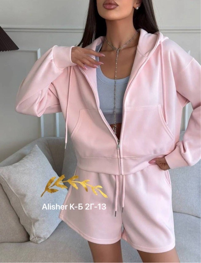 женский костюм с шортами,спортивные костюм с шортами,костюм женский,костюм кофта и шорты,спортивный костюм теплый с начесом с капюшоном оверсайз modern_girlie