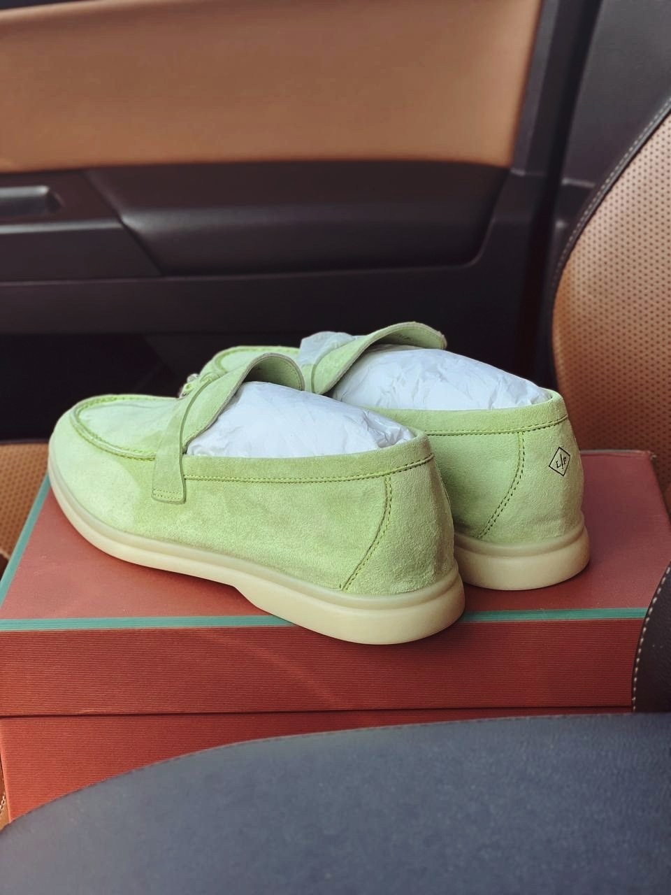 женские лоферы loro piana,лоферы loro piana,,loro piana лоферы женские замшевые,женские лоферы