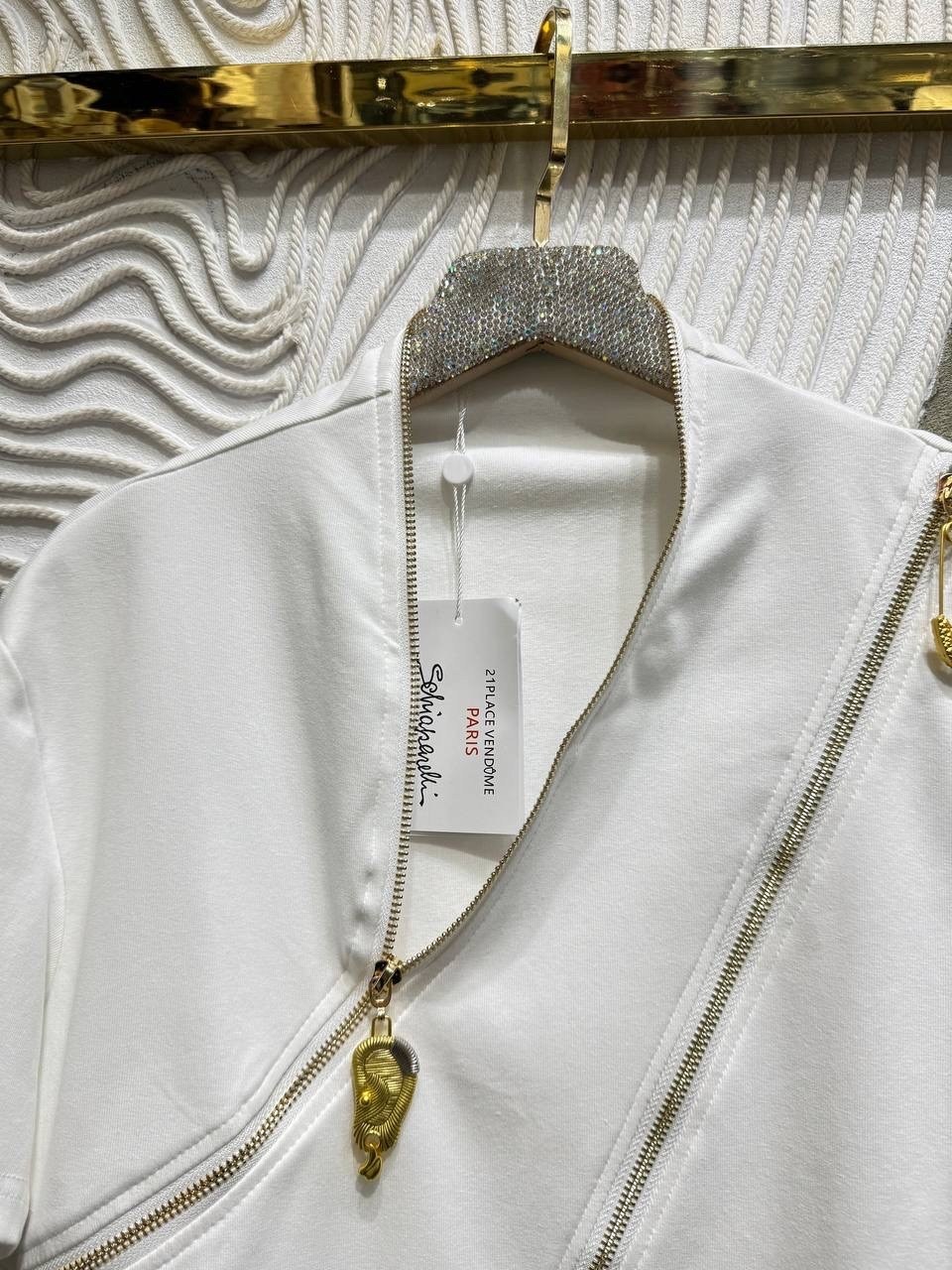 классические брюки,брюки прямые,элегантные наряды,мода стиль