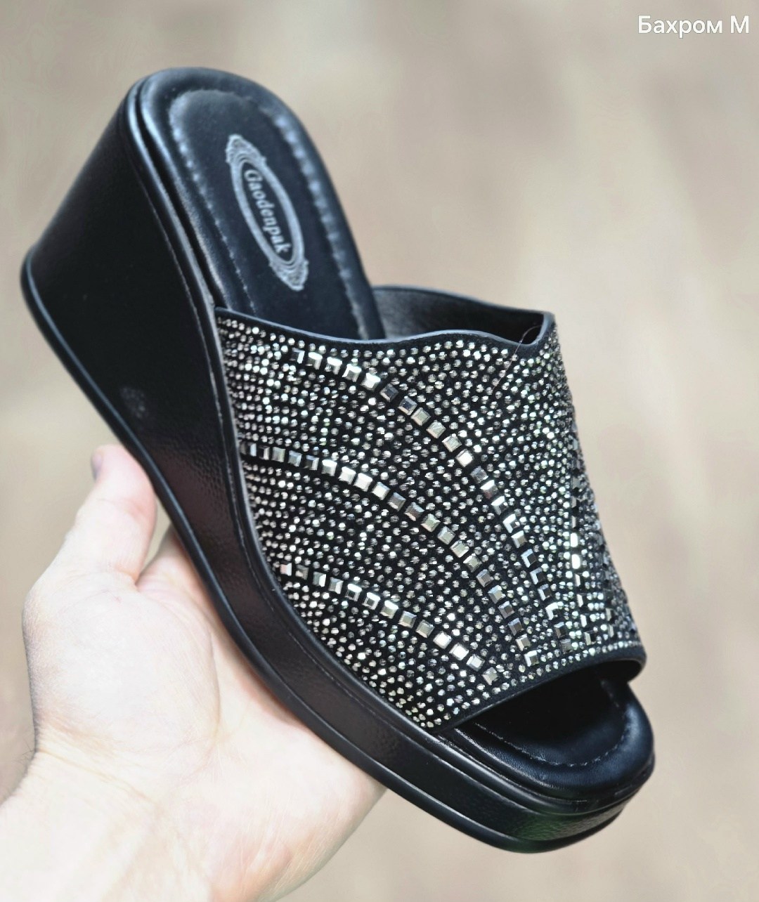 ,шлепанцы женские,женская ,шлепки женские,обуви