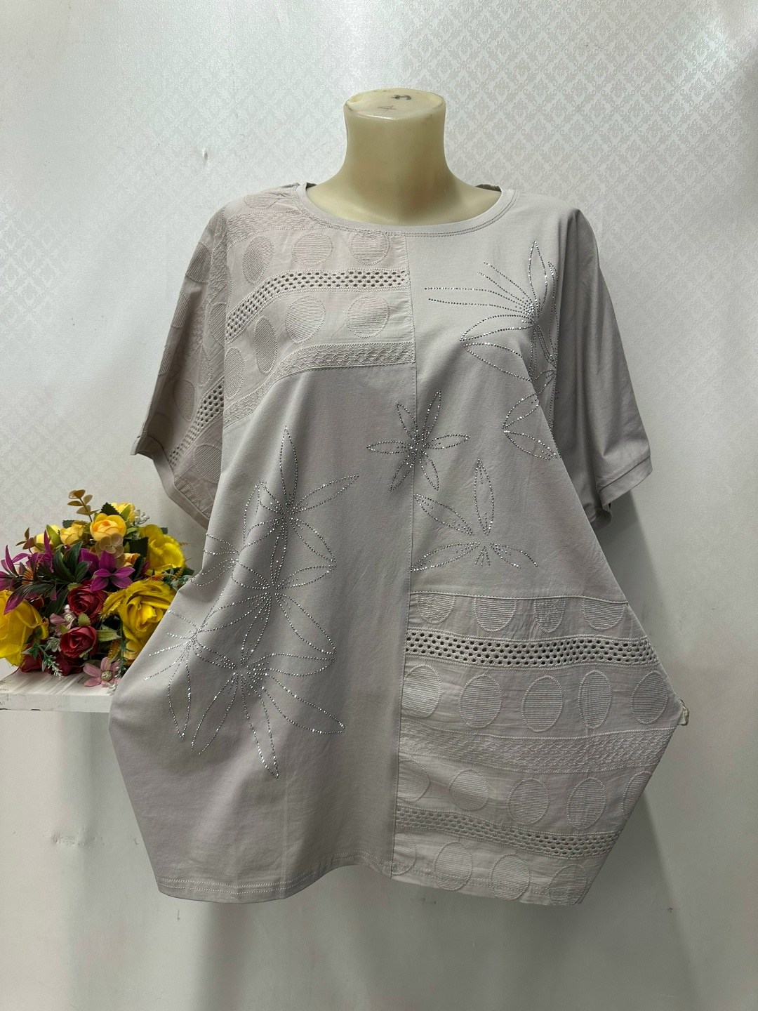 женская футболка,женская кофта,туника нарядная,женская футболка больших размеров,футболка женская свободного кроя