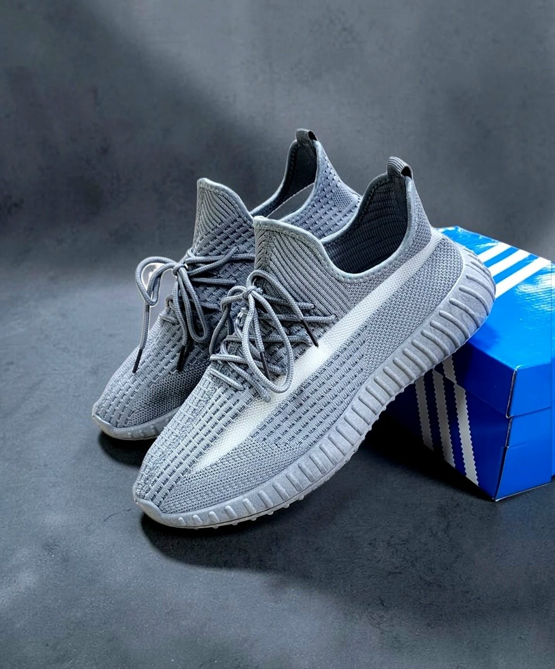 кроссовки,кроссовки изи,кроссовки изики,женские кроссовки,дышащие кроссовки