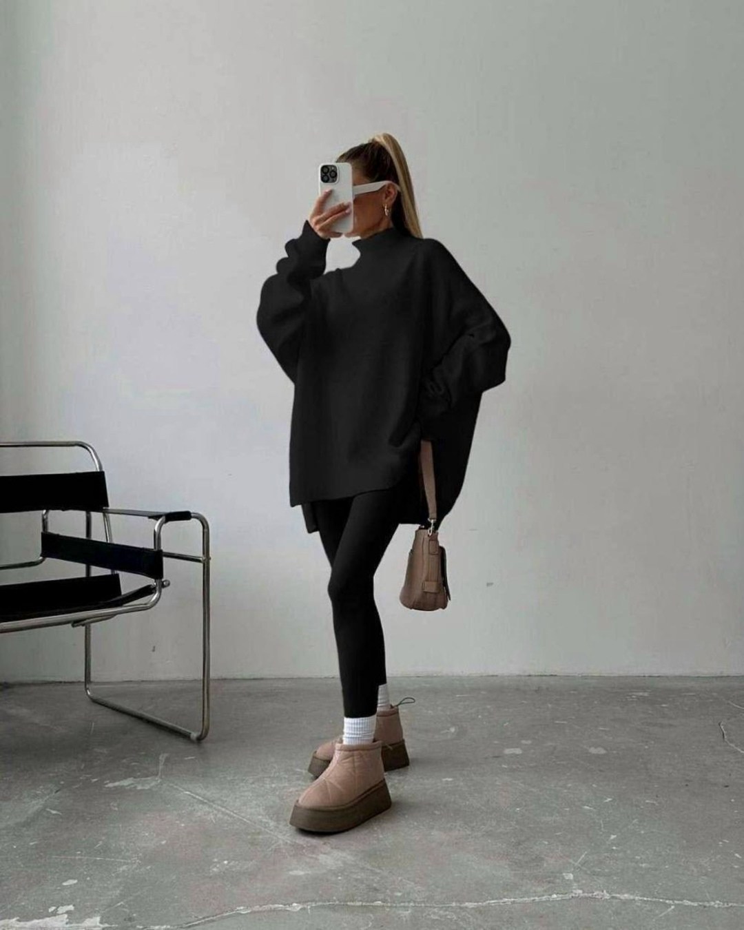 костюм лосины и кофта oversize k118258,удлиненный свитер оверсайз,модные образы,свитер женский оверсайз,стильные образы