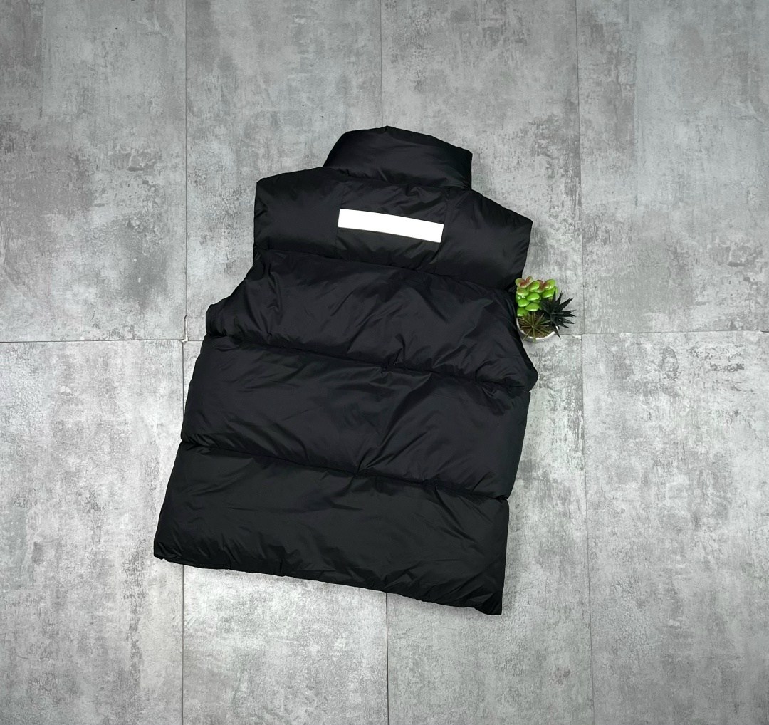 жилеты мужские,жилет,жилетки мужские,жилетка canada goose,жилетка