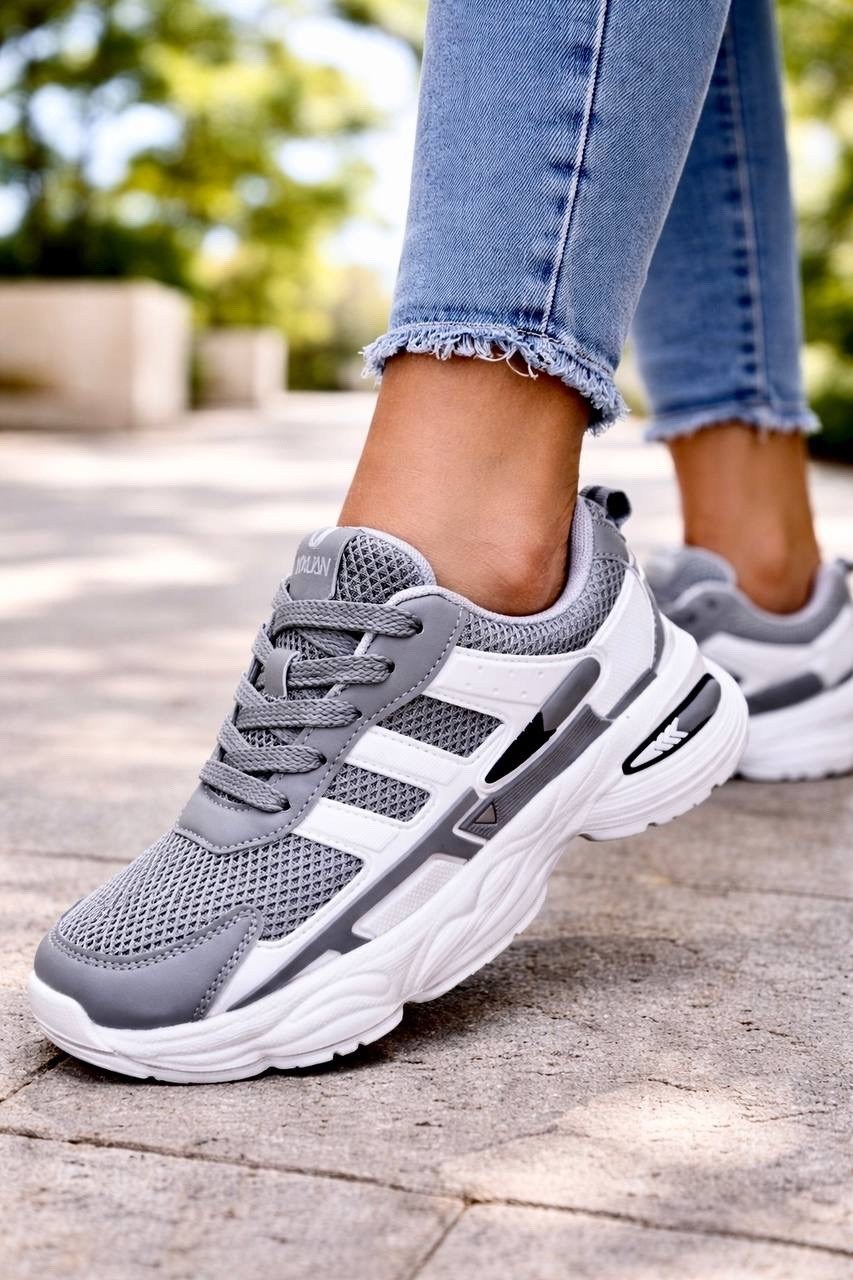 кроссовки женскиe,кроссовки модные,кроссовка,кроссовки стильные,кроссовки