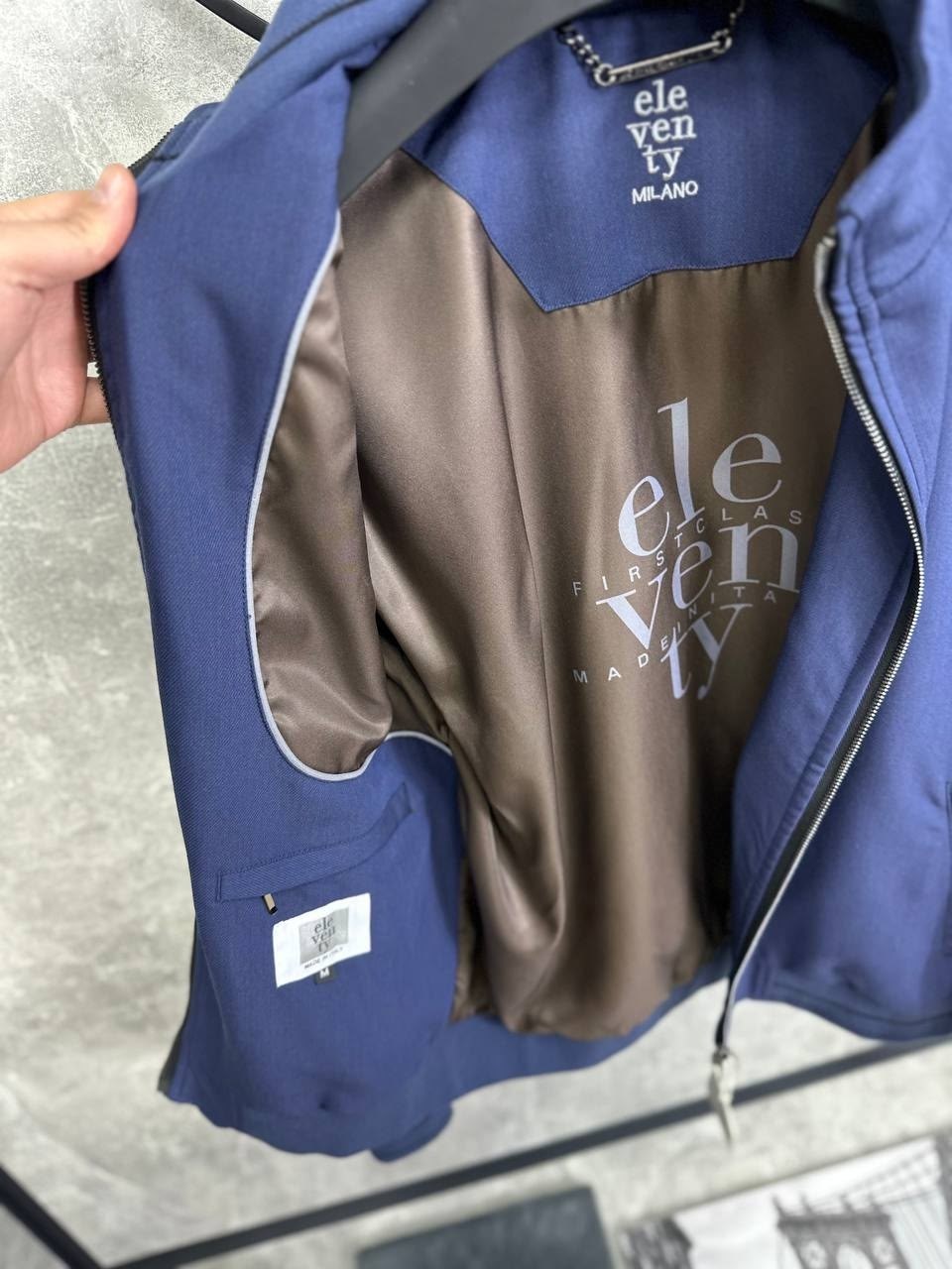 брендовые куртки,куртка бомбер,куртка,мужская куртка бомбер,легкая куртка