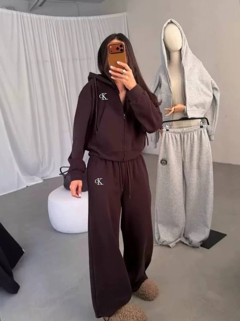 спортивный костюм кельвин кляйн оригинал,серый спортивный костюм кельвин кляйн,костюм спортивный,спортивный костюм кельвин кляйн,спортивный костюм calvin klein