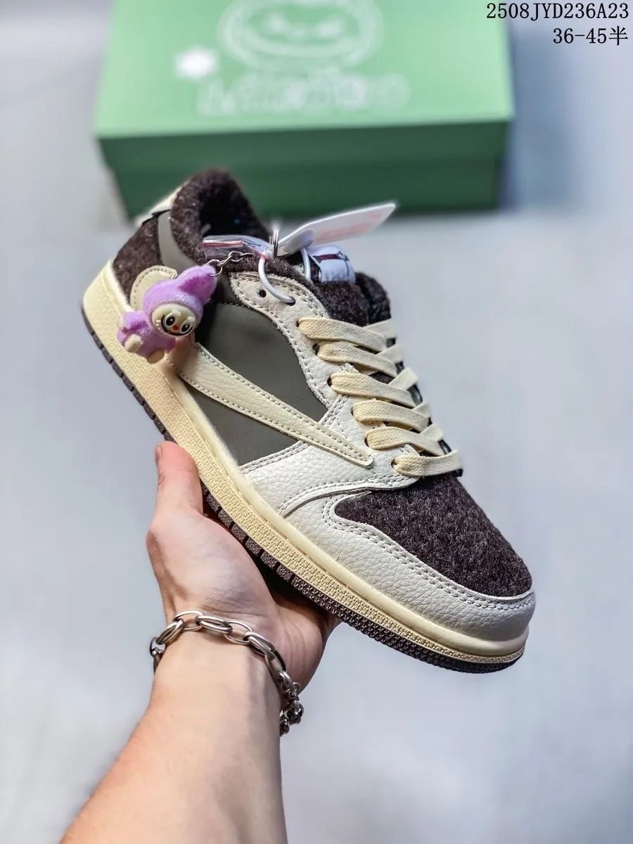 кроссовки,кроссовки мужские женские,кроссовка мужской,повседневная ,кроссовки nike air jordan 1 low voodoo