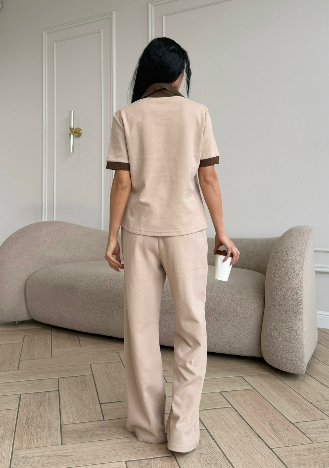 костюм женский,костюм с брюками,стильные костюмы,бежевый костюм,костюм с кофтой