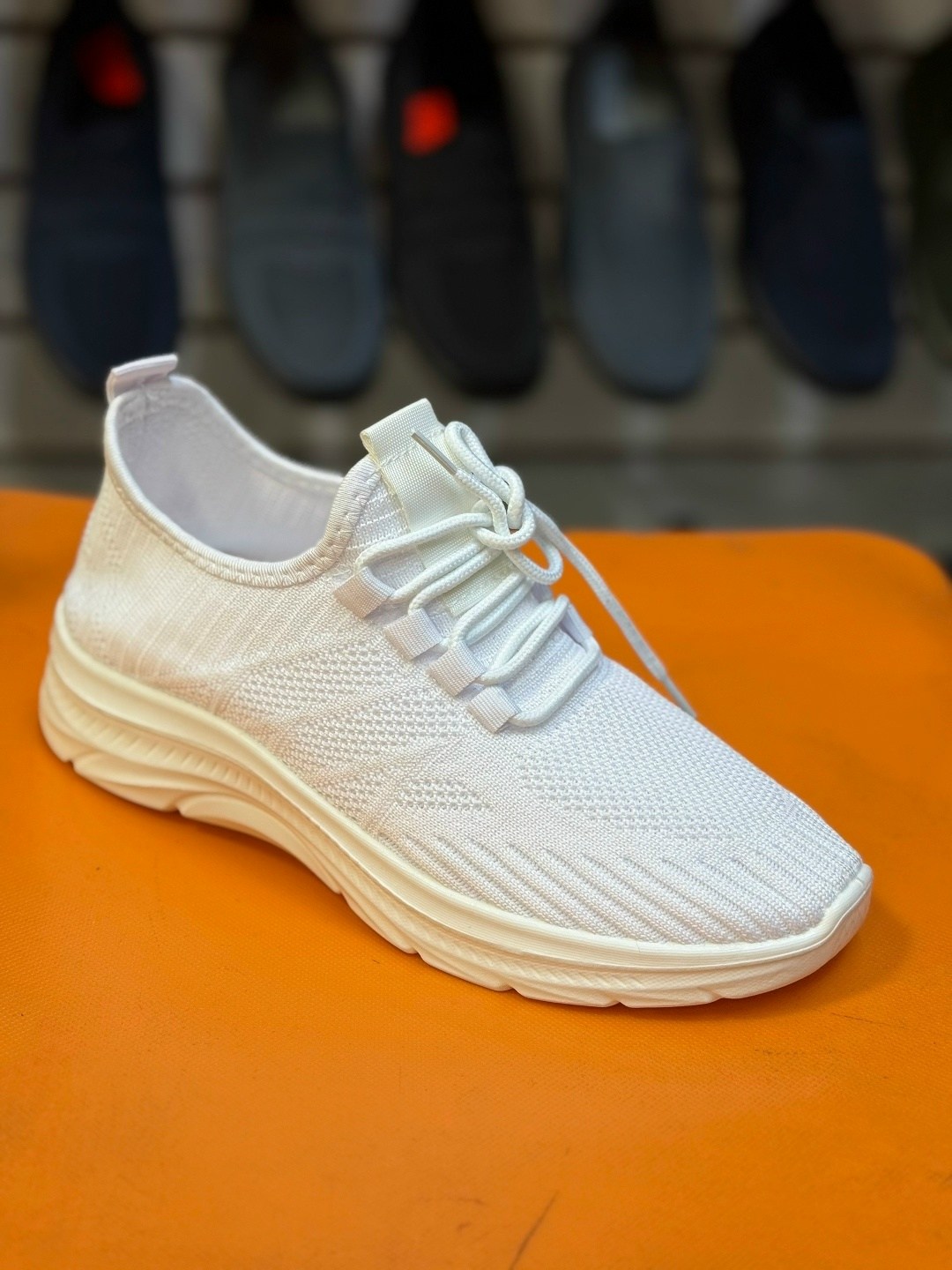 ,мужские кроссовки,спортивная ,кроссовка мужской,кроссовки текстиль