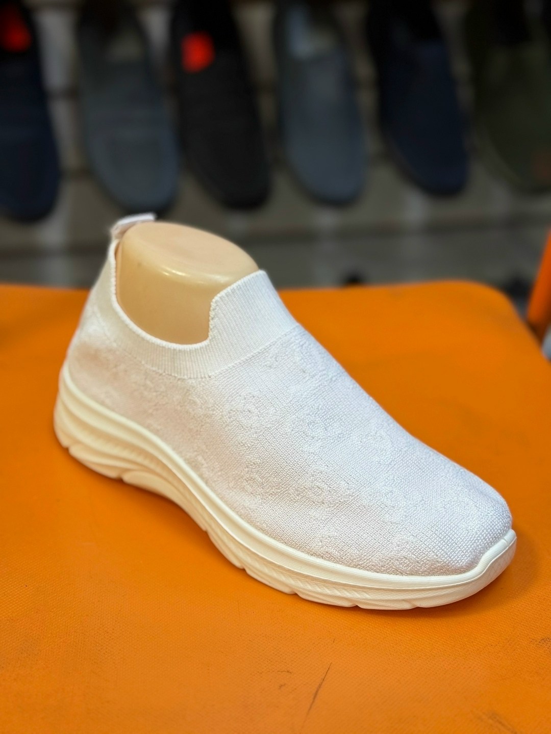 ,слипоны женские,спортивная ,слипоны ,женская