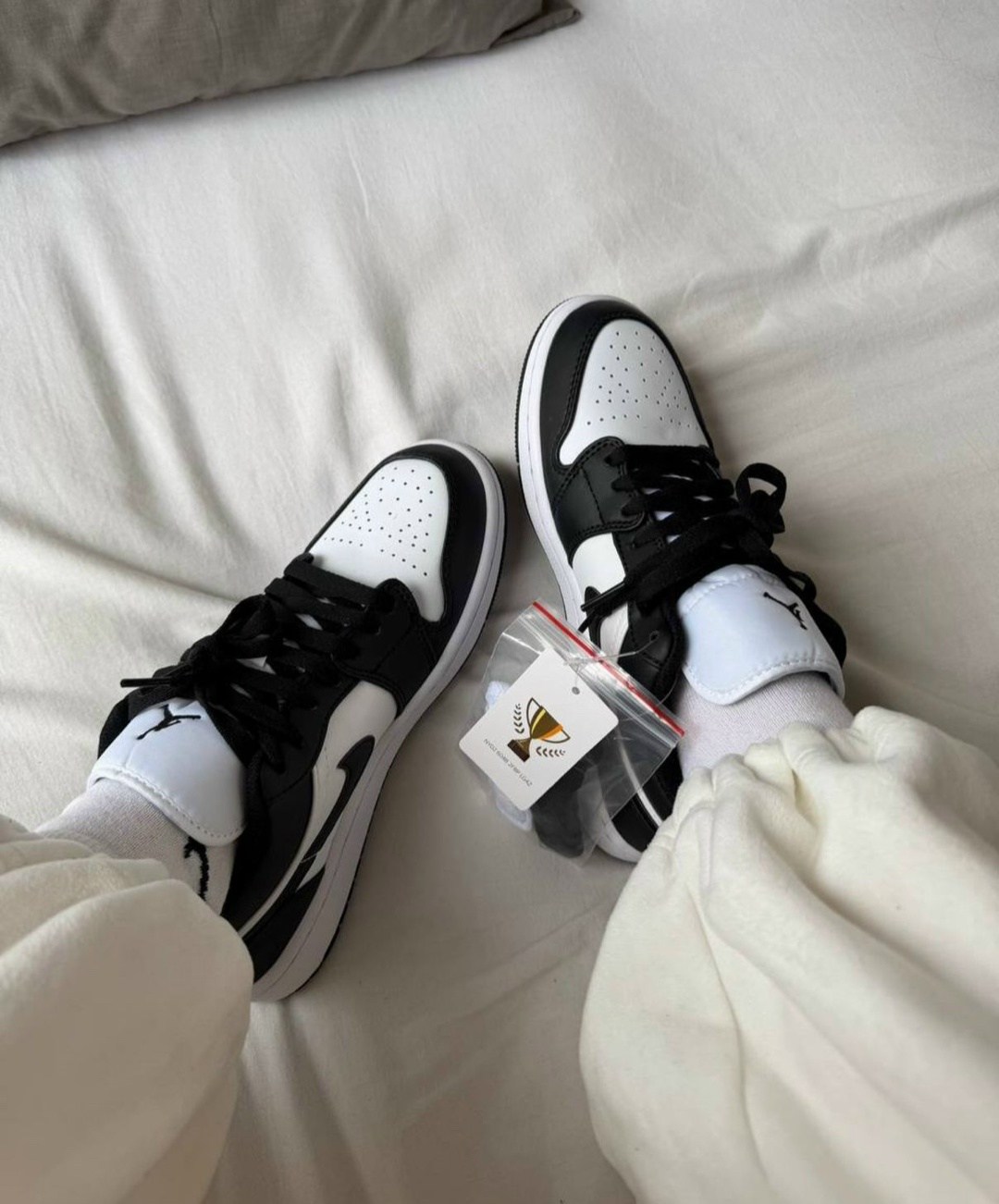 nike air jordan 1 low,air jordan 1 low black and white,кроссовки nike air jordan 1 low,nike air jordan 1,air jordan 1 low