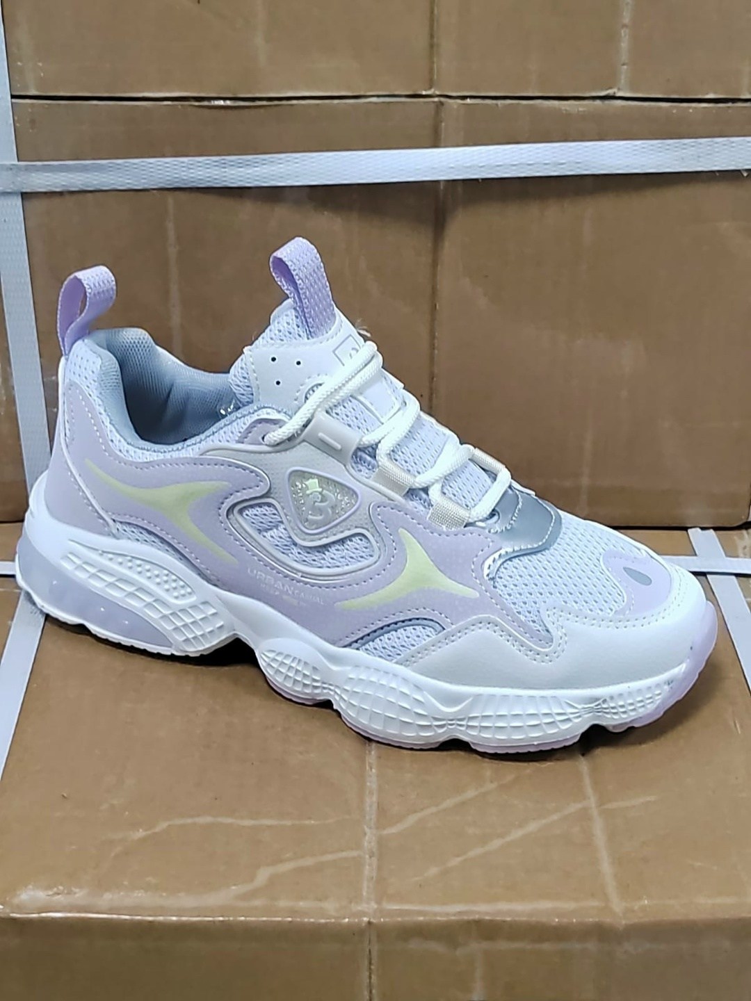 кроссовки женскиe,кроссовки,женские массивные кроссовки,кроссовки для женщин,кроссовка