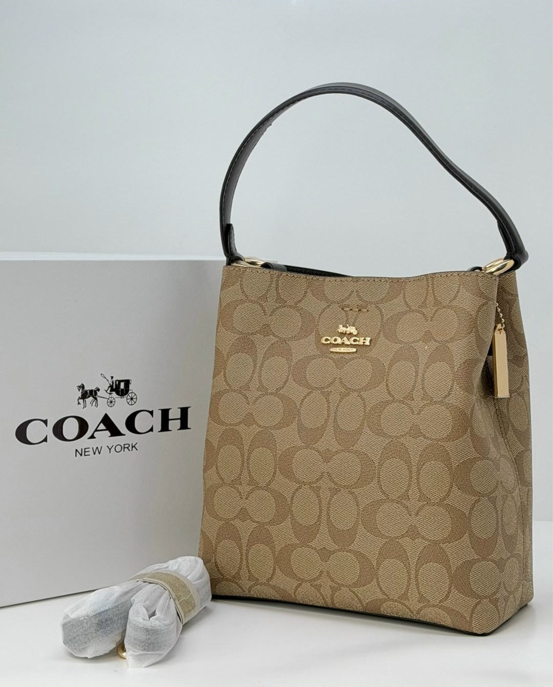 женская сумка coach,coach сумка,сумка,coach сумка тоут,сумка coach белая