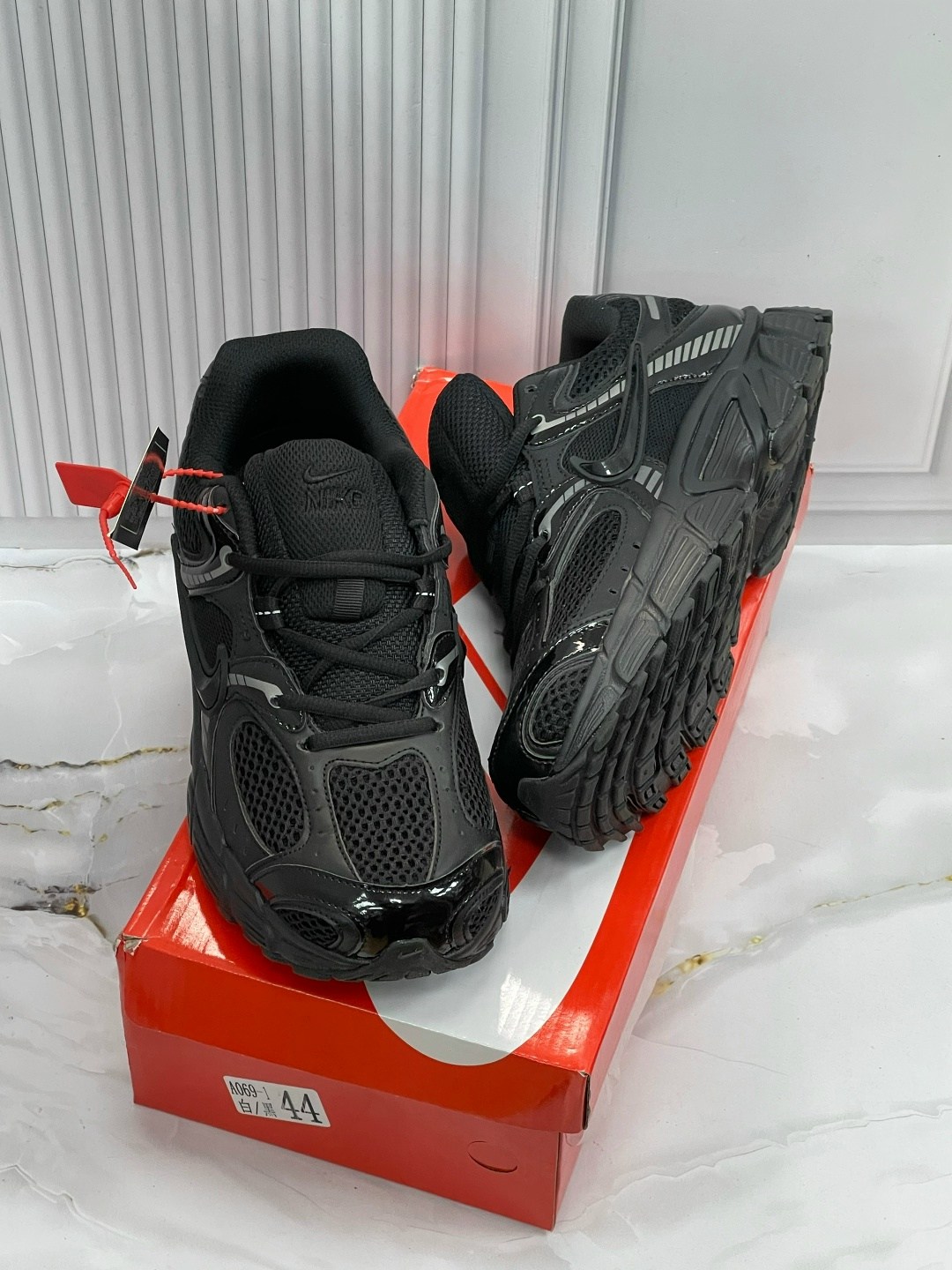 nike кроссовки,кроссовки nike v5 rnr,кроссовки для мужчин,женские кроссовки nike,