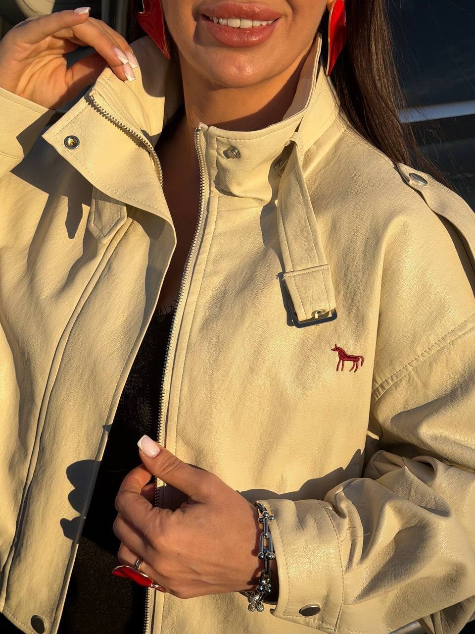 куртка модная,повседневная куртка,женская куртка,куртка бомбер,куртка