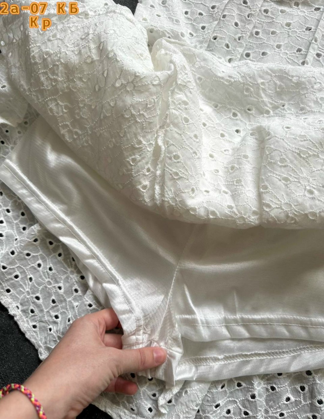 короткие летние платья,летние наряды,девушка в платье летнем,платье летнее,кружевное платье