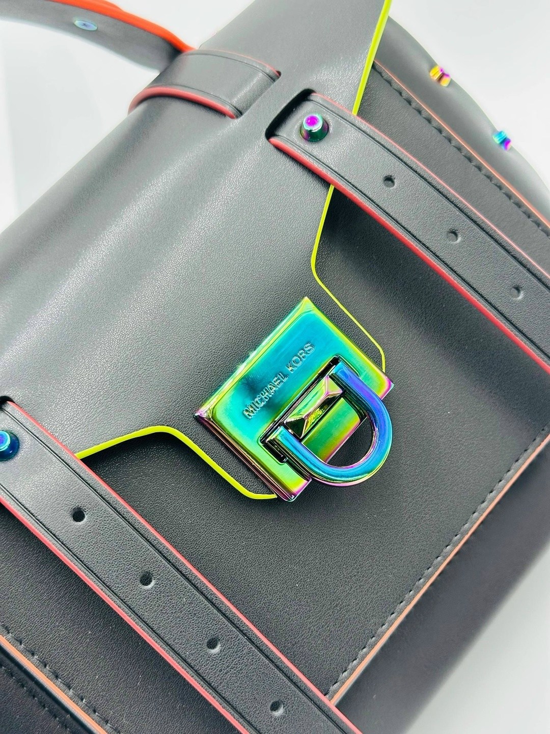 сумка michael kors manhattan,женская сумка michael kors manhattan,сумка майкл корс манхэттен,сумка,сумка michael kors