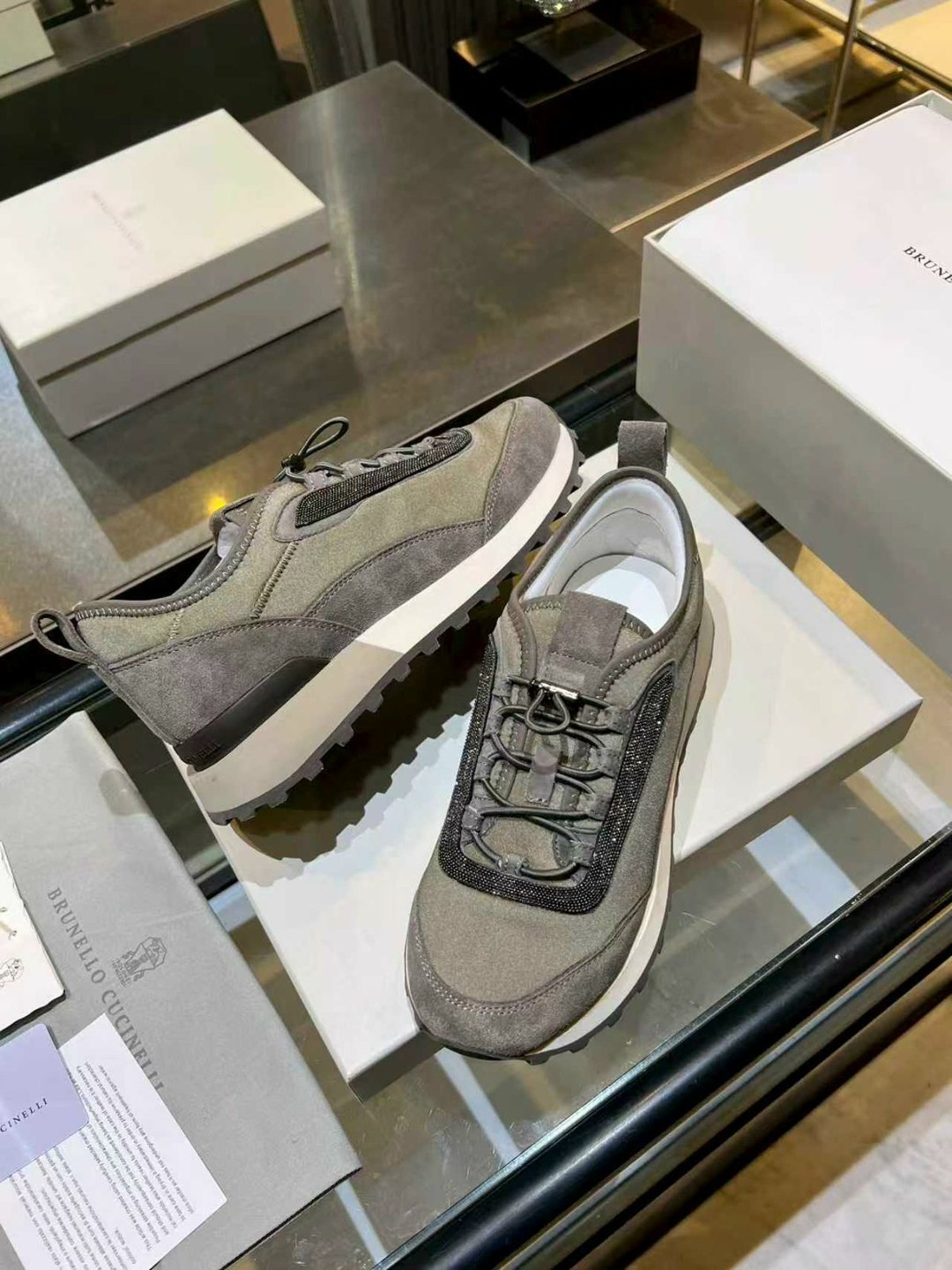 замшевые кроссовки brunello cucinelli,brunello cucinelli кроссовки,женские кроссовки brunello cucinelli,женские кроссовки,