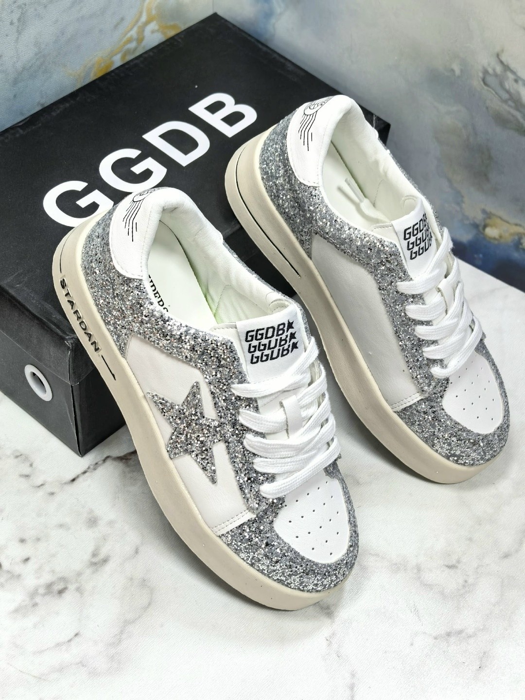 golden goose кеды hi star с блестками белый,golden goose кеды с блестками,кеды женские golden goose,golden goose hi star glitter sneakers,golden goose кеды блестящие