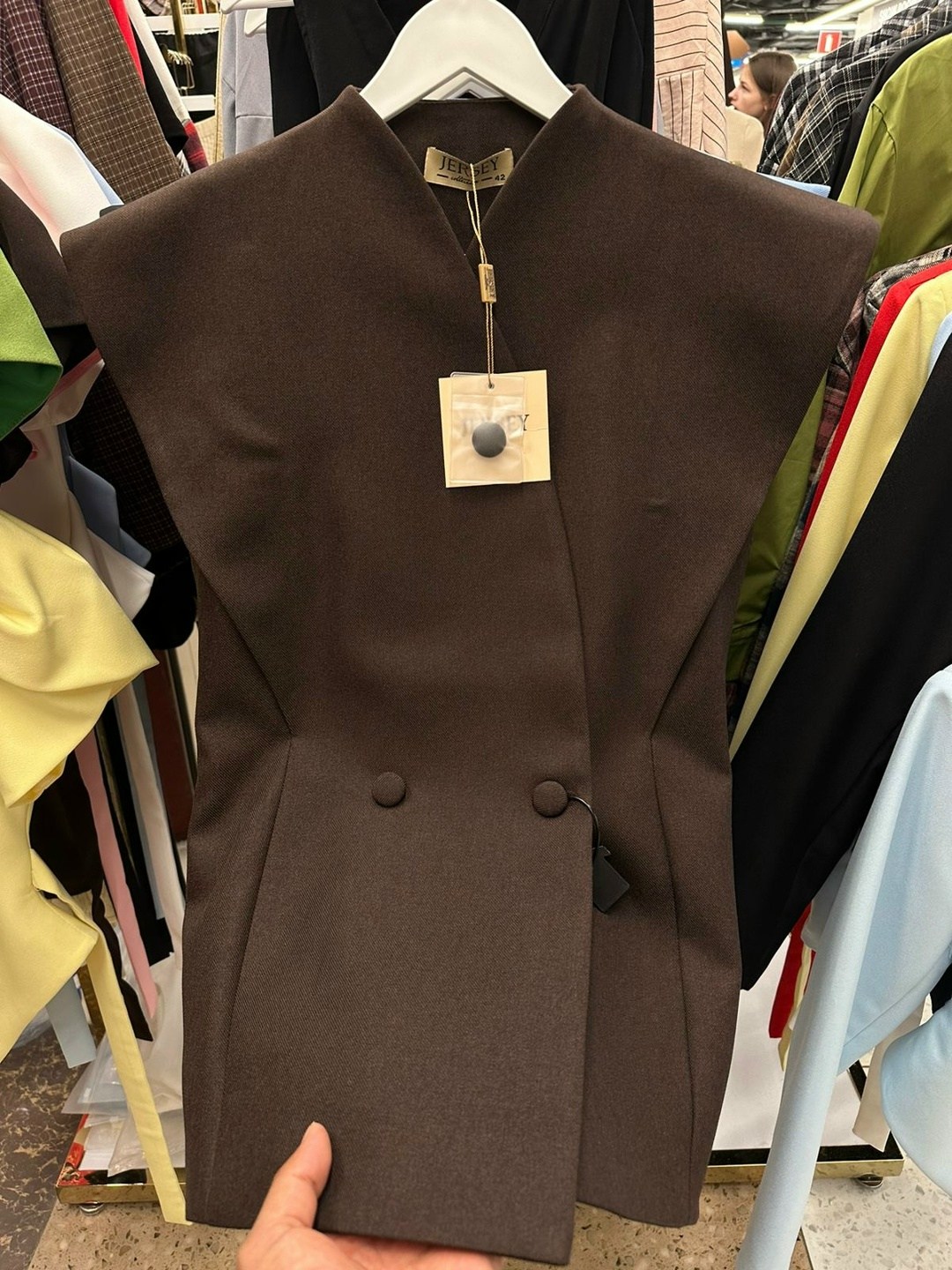 одежд,,модная одежда,ассортимент одежды