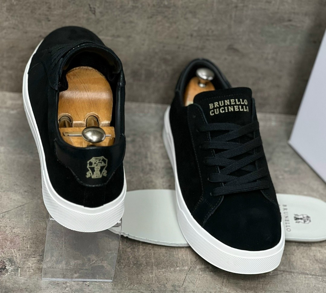 замшевые кеды мужские,кеды замшевые,мужские кроссовки черные из замши и белой подошвой,,мужские кеды