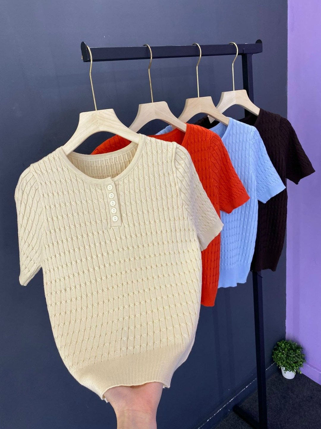 кофта женская,джемпер молочный,кофточка женская,вязаная футболка,джемпера женские