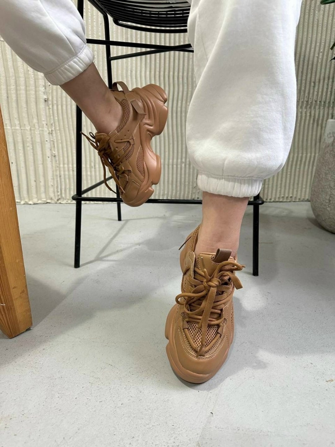 женские кроссовки,кроссовки женские серые,кроссовки,серые кроссовки,кроссовки