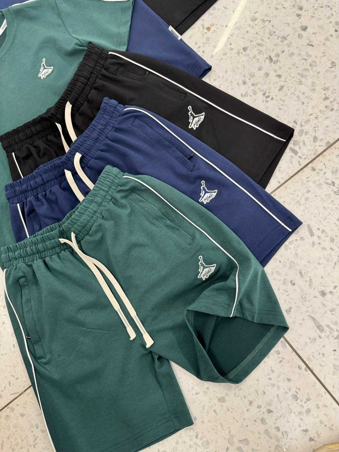 спортивные шорты,мужские шорты,спортивные шорты мужские,повседневные шорты,шорты для мужчин