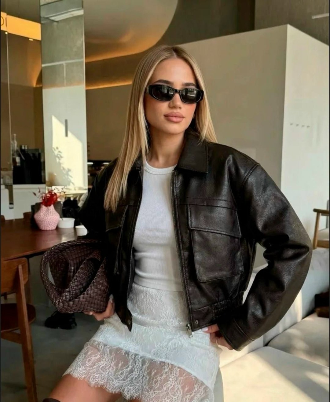 куртка кожаная женская,кожаная куртка,кожаная куртка бомбер женская,куртка из искусственной кожи женская,куртка бомбер