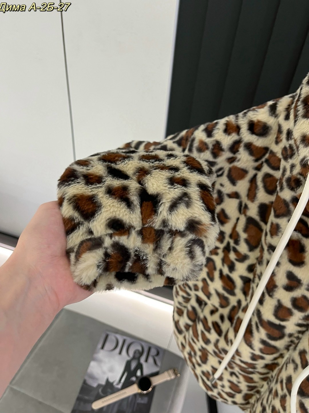 худи из искусственного меха с леопардовым принтом,женское леопардовое пальто из искусственного меха,леопардовая куртка,шуба с анималистичным принтом monnalisa леопардовый,пальто из искусственного меха