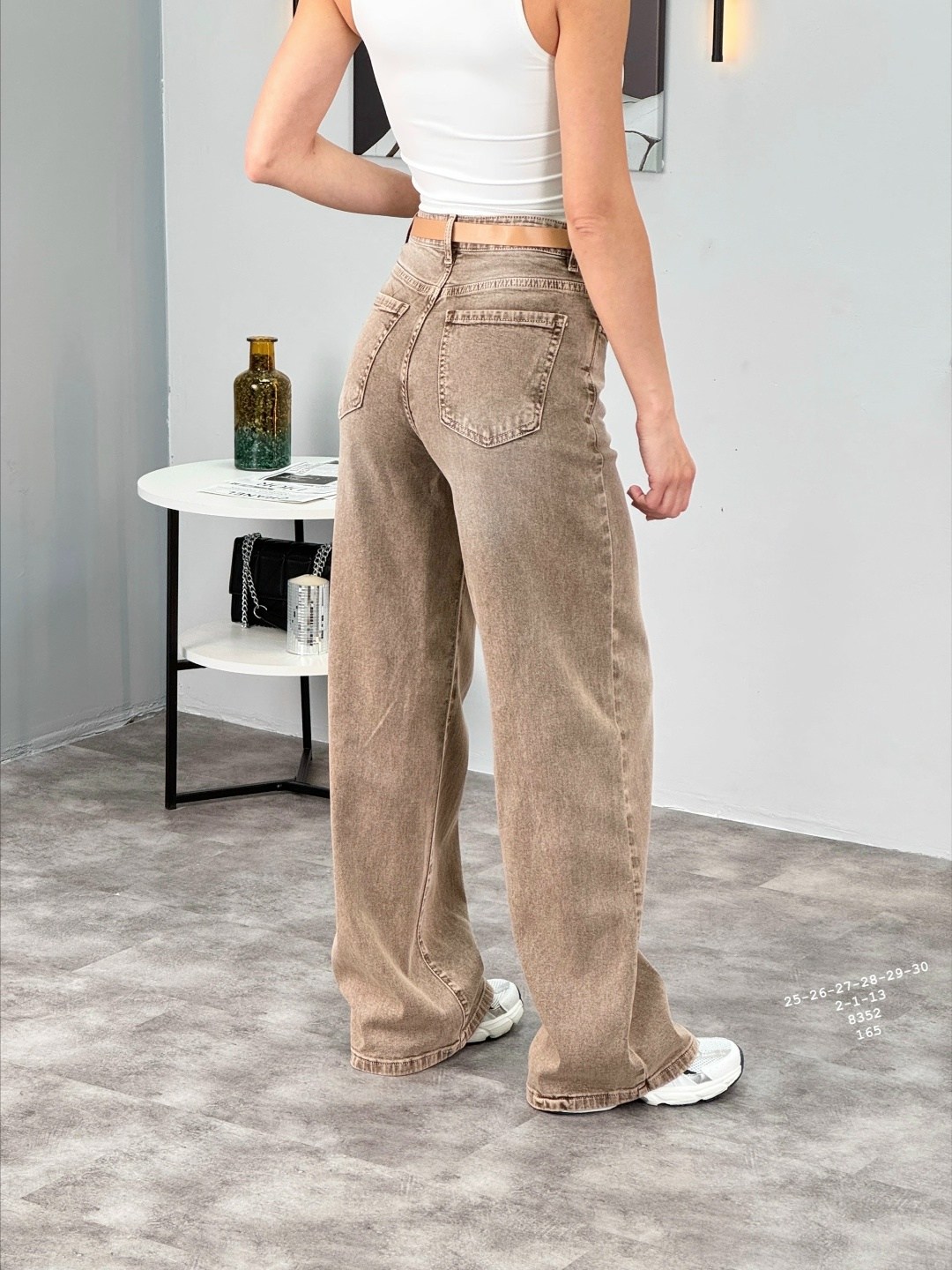 женские джинсы,модные джинсы,джинсы широкие,джинсы,бежевые джинсы