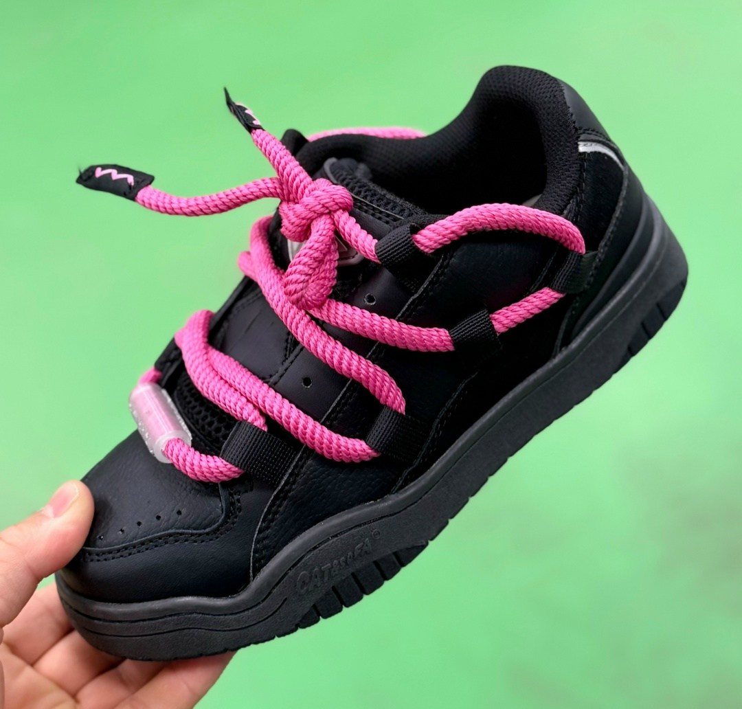 женские кроссовки,кроссовки cat&sofa,,кроссовки дутыши,оригинальные кроссовки