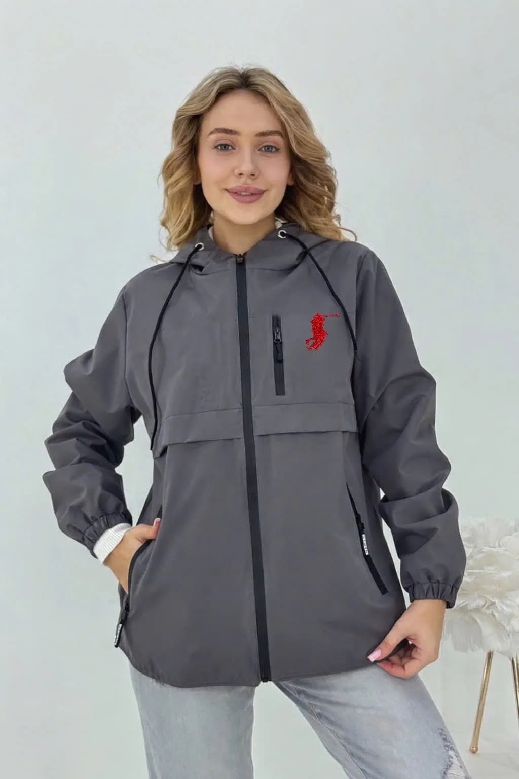 ветровка женская демисезонная,ветровка женская,легкая ветровка,женская ветровка с капюшоном,ветровка демисезонная