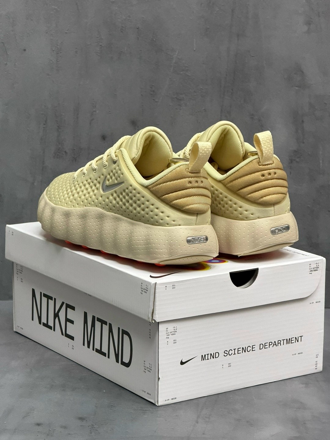 кроссовки nike,кроссовки,nike кроссовки женские,nike mind 002,оригинальные кроссовки