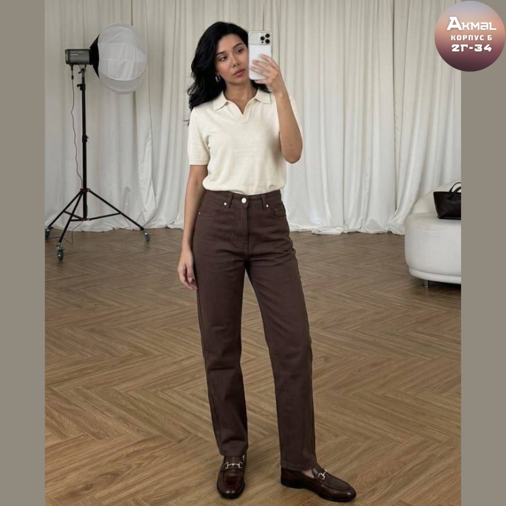 женские джинсы коричневые джинсовые расклешенные брюки,коричневые джинсы,коричневые джинсы женские,женские коричневые джинсы с высокой талией,коричневые джинсы широкие