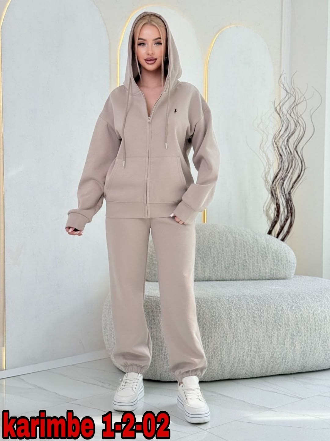 спортивный костюм на флисе женский,женский спортивный костюм,костюм на флисе,женский костюм на флисе,спортивный костюм