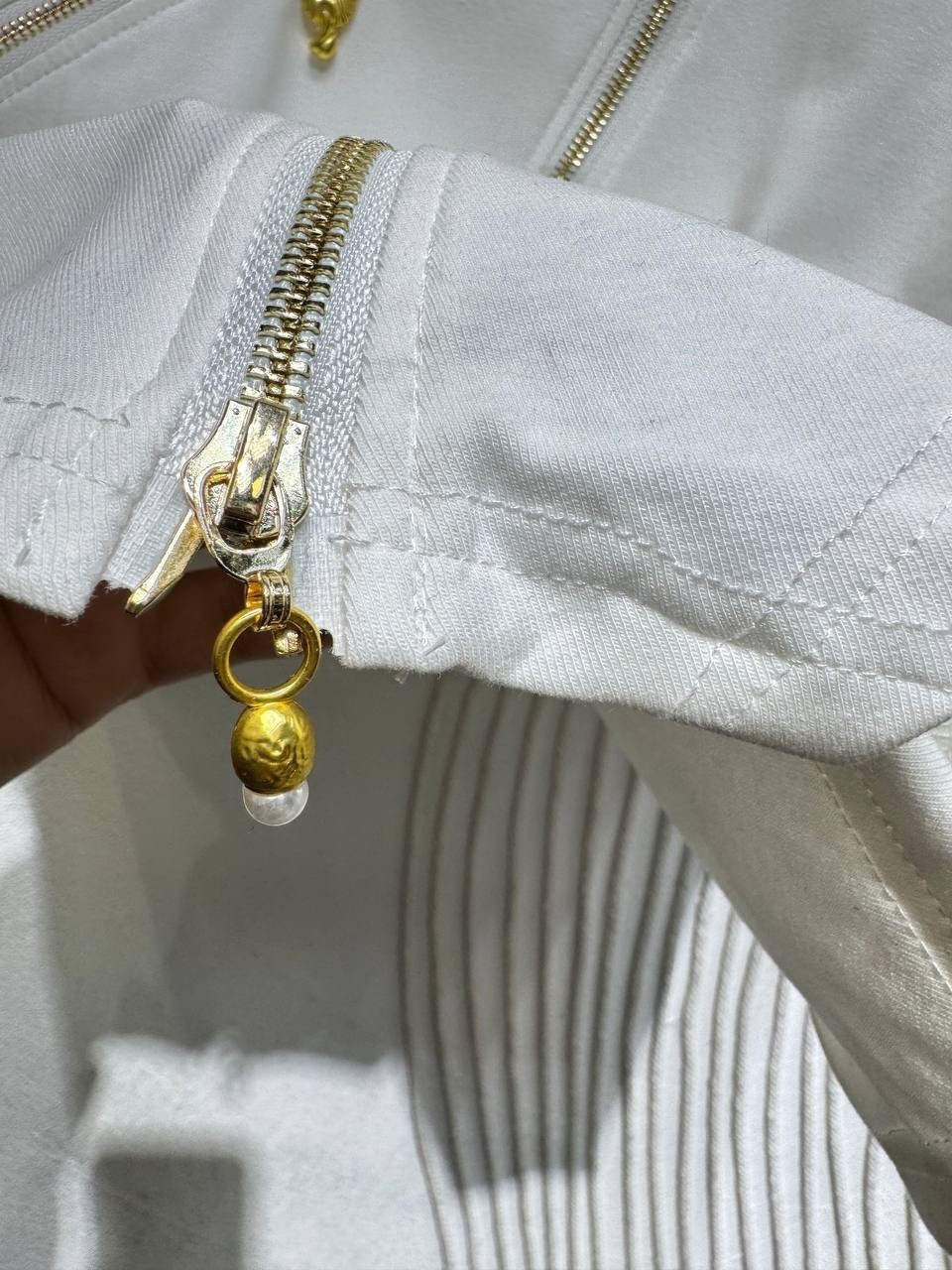 классические брюки,брюки прямые,элегантные наряды,мода стиль