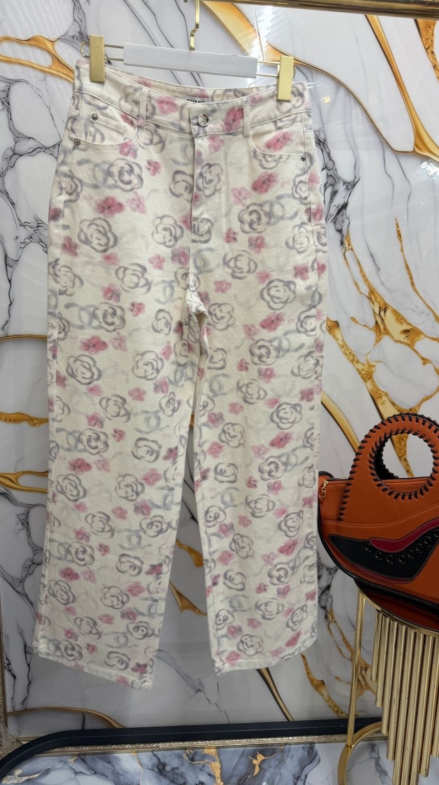 брюки стиль,модные брюки,брюки джинсы,джинсы широкие женские,широкие джинсы