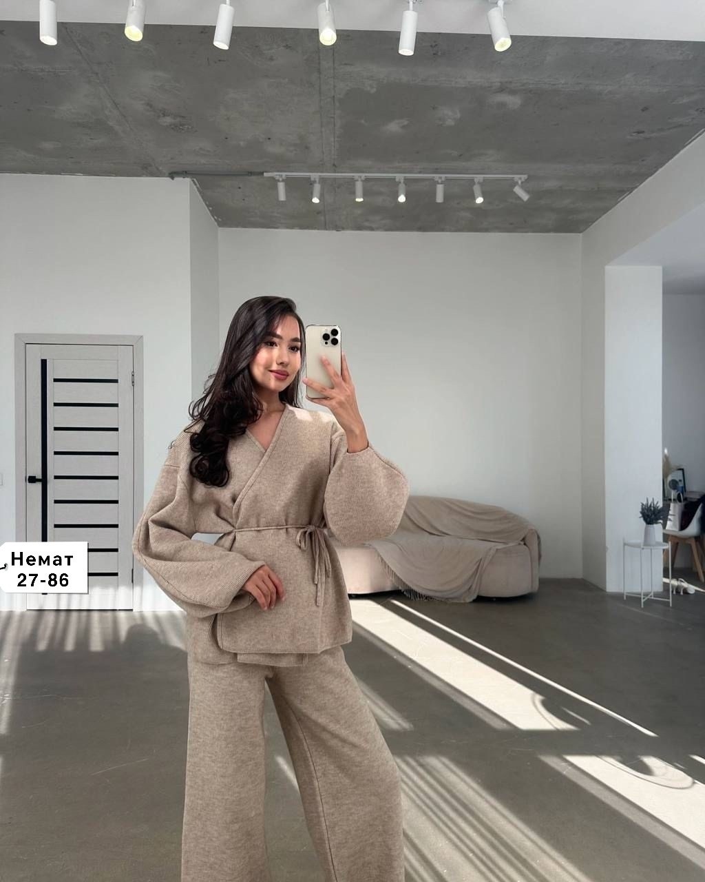 брючный костюм,костюм женский,трикотажный костюм,вязаные костюмы,бежевый костюм