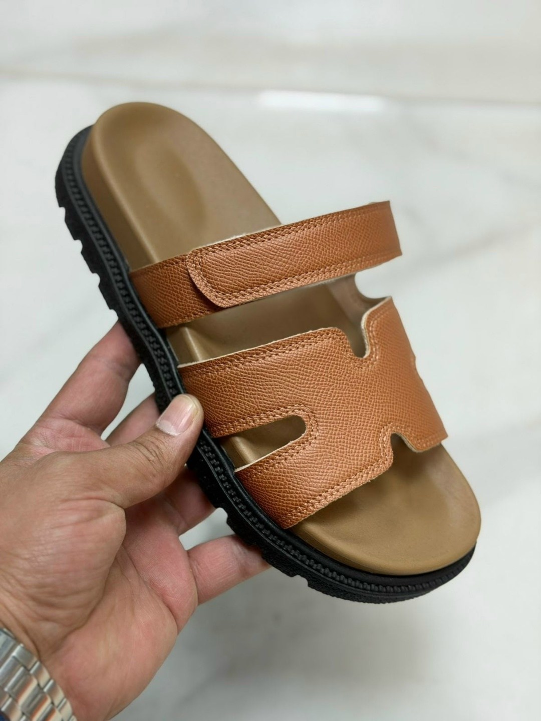 ,женские шлепанцы,сандалии hermes,женские сандалии,шлепки эрмес