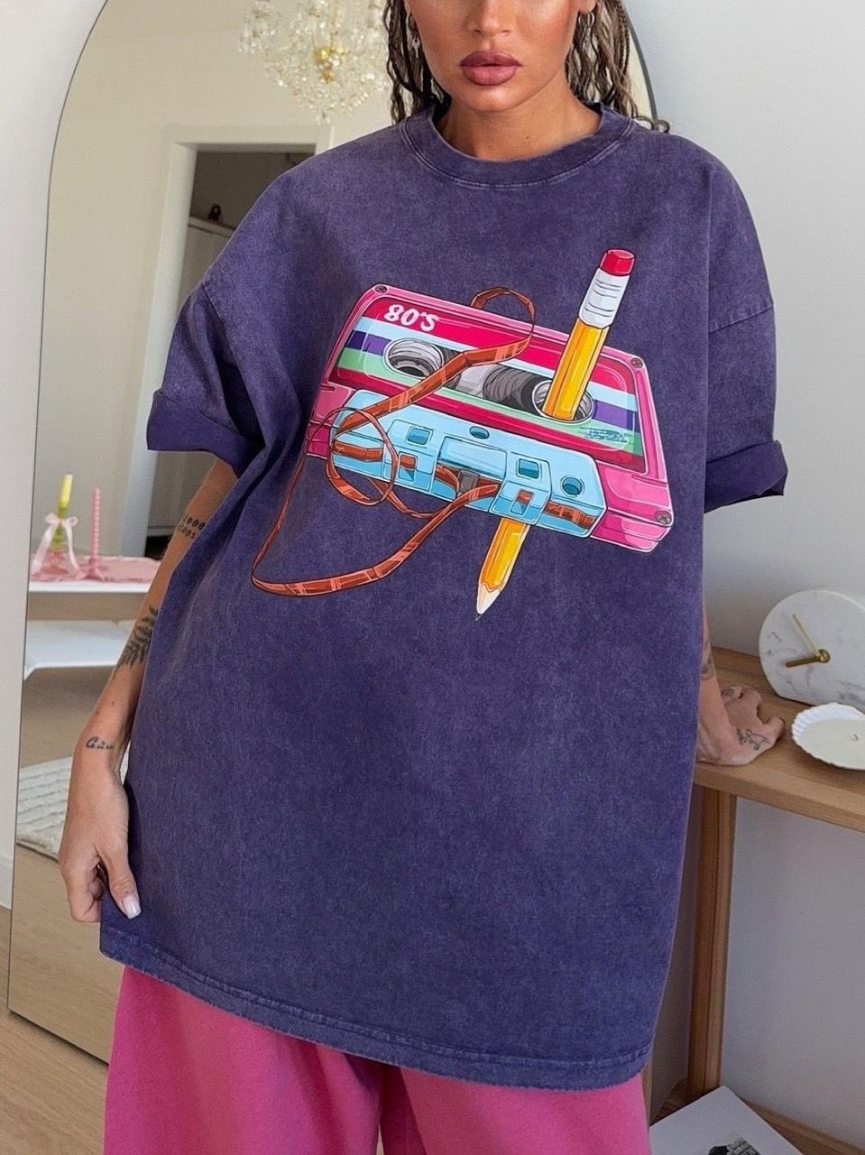 футболки оверсайз женские,оверсайз футболка,футболки модные,стильная футболка с принтом
