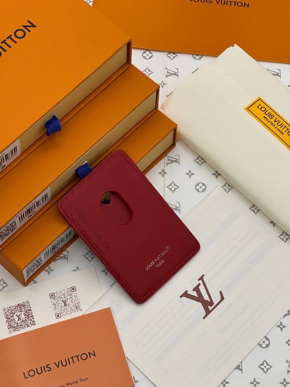 картхолдер louis vuitton,чехол для мобильного телефона lv louis vuitton,чехлы для iphone,louis vuitton monogram,держатель для карт