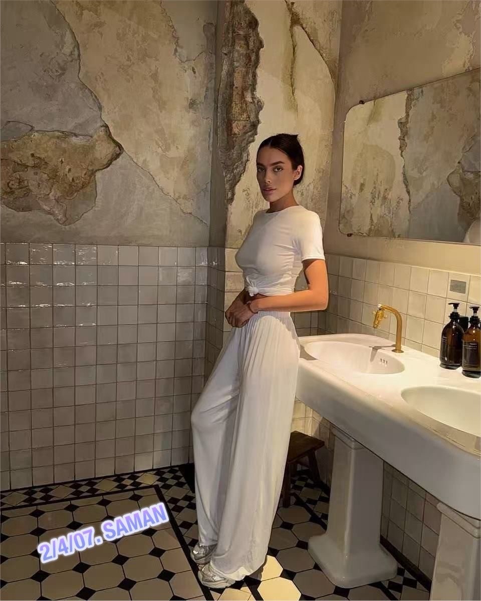 костюм с кроп топом,костюм с брюками палаццо,костюм белый,костюмы женские,брюки палаццо