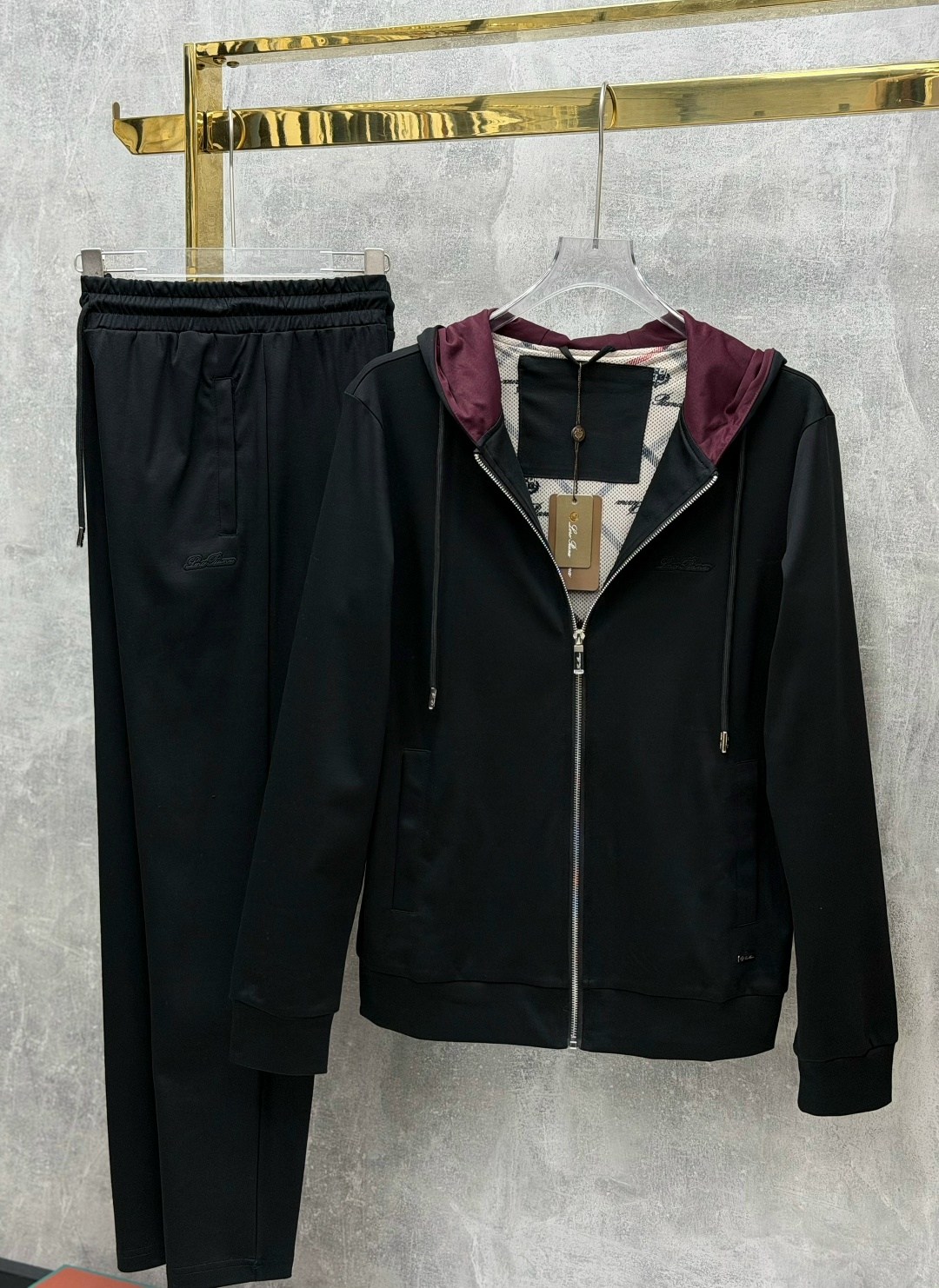 спортивный костюм brunello cucinelli,спортивный костюм loro piana,костюм brunello cucinelli,спортивный костюм мужской loro piana,мужские спортивные костюмы