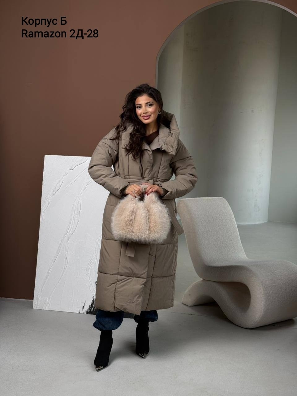 куртка зимняя с капюшоном и накладными карманами kitana brand,куртки ,женская куртка,куртка удлиненная женская,куртка демисезонная