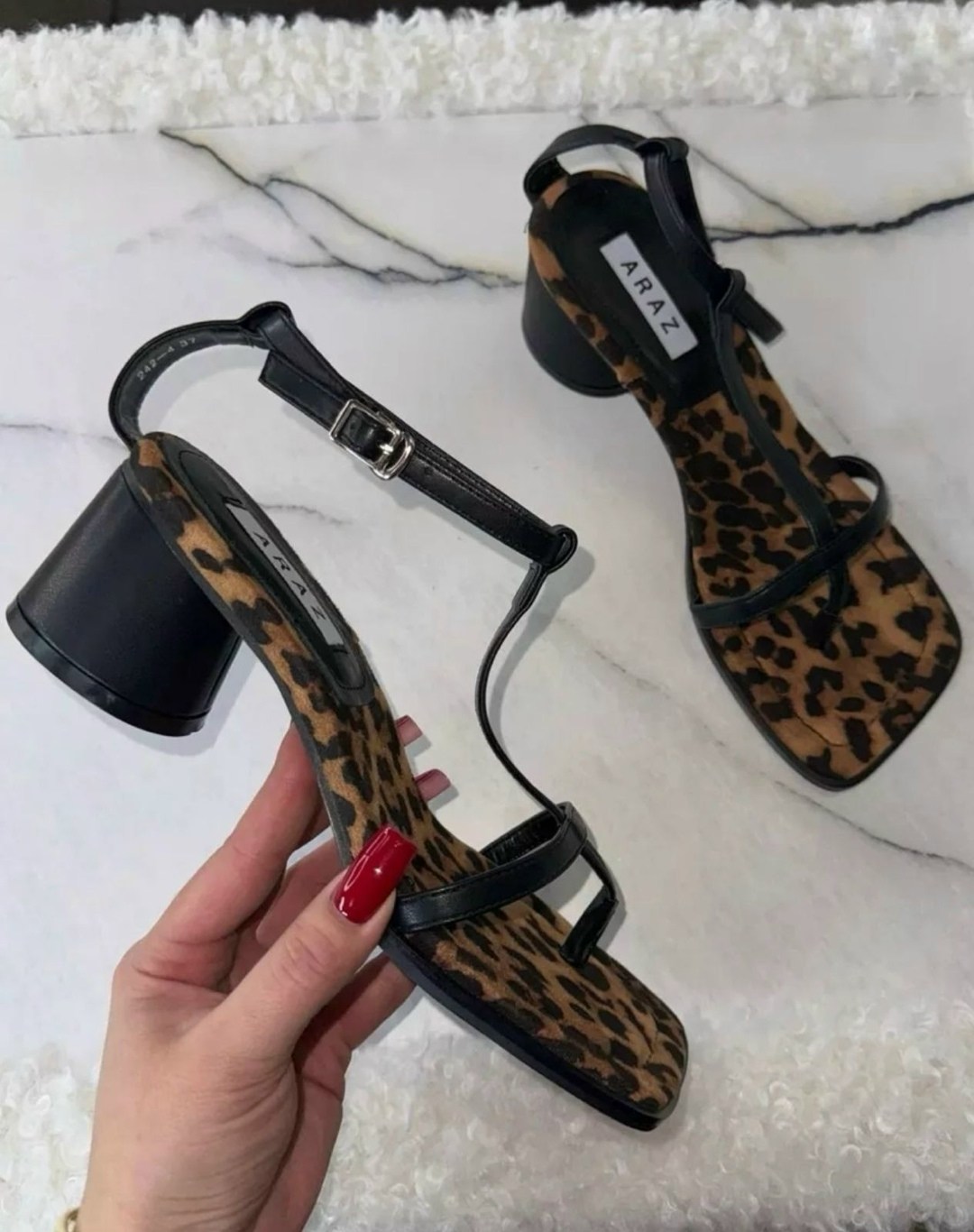 леопардовые босоножки,,женские босоножки,босоножки zara,босоножки на каблуках