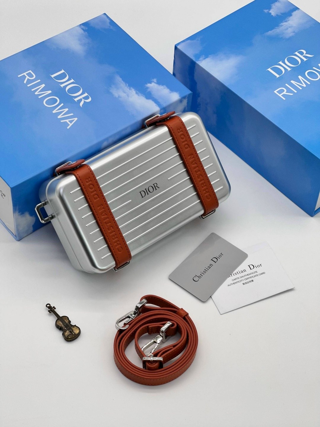 сумка dior rimowa,сумка dior,сумка женская christian dior,dior клатч,сумка женская dior