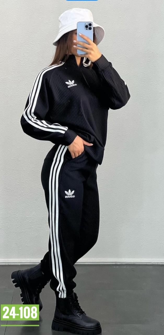 спортивный костюм женский adidas,костюм спортивный женский adidas арт. 11897334,женский спортивный костюм адидас,костюм спортивный женский,женский костюм двойка