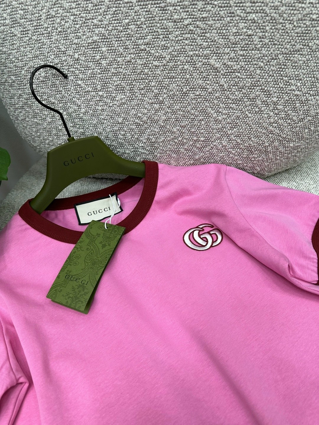 футболки женская,gucci футболка женская,футболки модные,футболка gucci,футболки для девочек